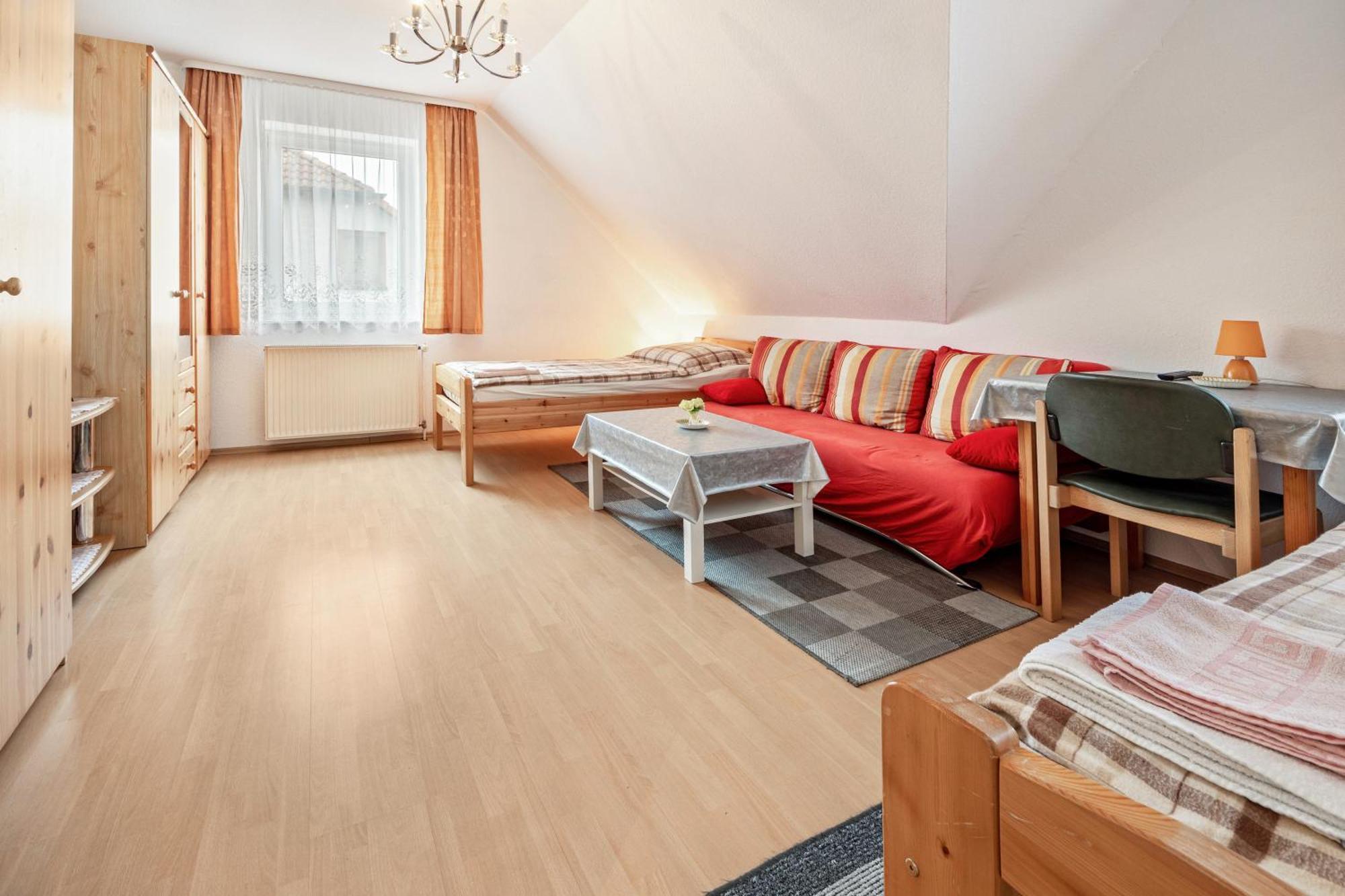 Messenahe Apartment *